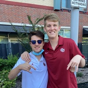 Meet your Posher, Hudson